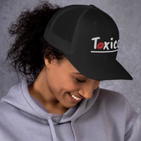 Image 3 of TOXICA Gorra Buchoncita