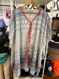 Image 1 of puller over with lace ribbon 