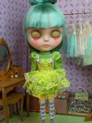 Image of Lounging Linda ~ Electric Dreams Set ~ Green & Chartreuse ~ For Blythe & Cherry