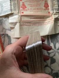 Image 5 of Jeu de 52 cartes Grimaud exposition universelle, coins argentés, emballage et boîtier