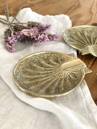 Image 3 of Cendriers anciens en bronze - forme coquille
