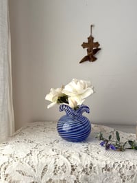 Image 2 of Vase en verre soufflé