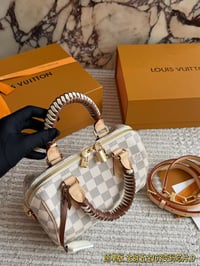 Image 2 of ĻV New Speedy
