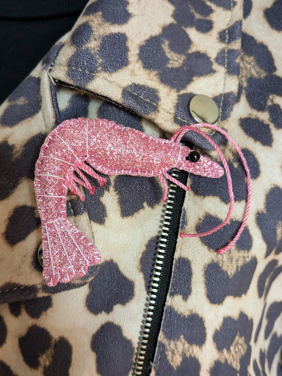 Image of Glittery King Prawn Brooch 