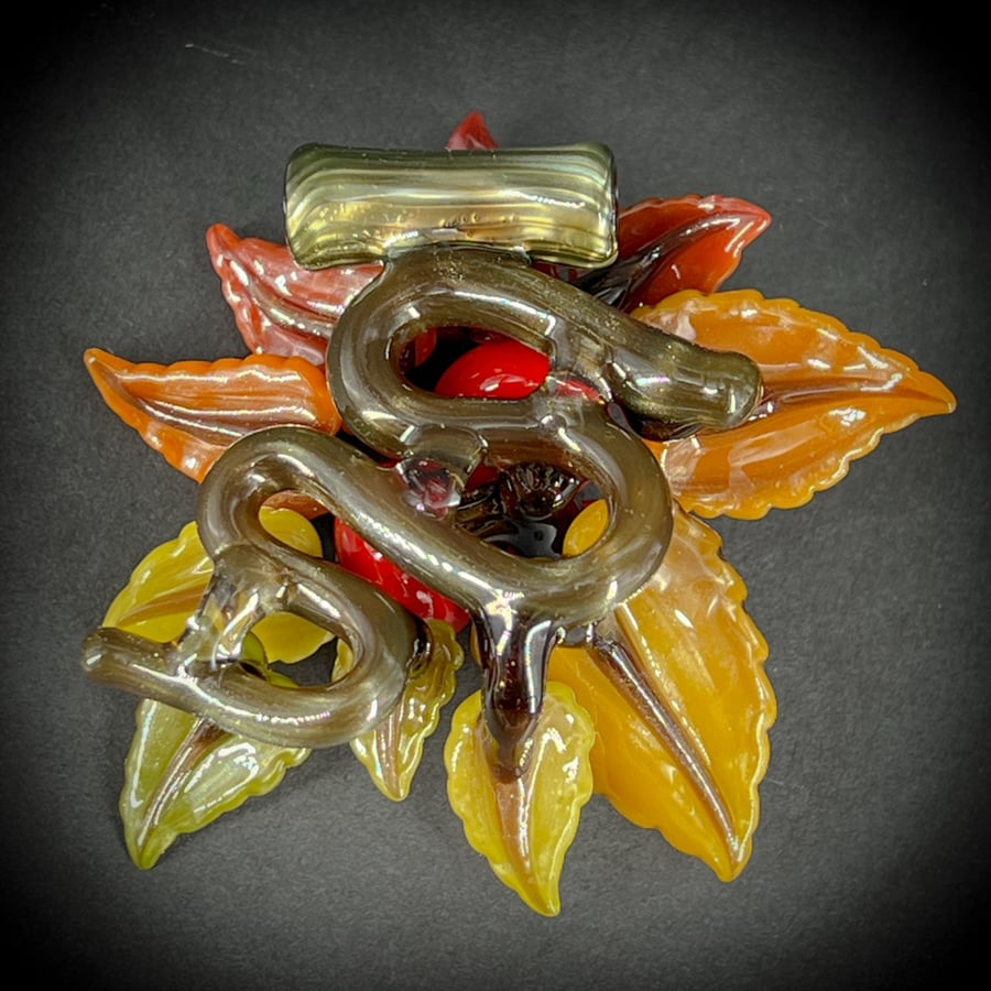 Image of Fall Fades 2025 Leaf Vine Pendant 6