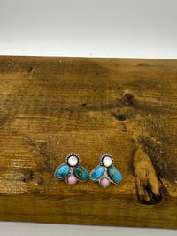 Image 1 of Pink Conch Stud Earrings