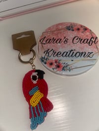 Guacamaya Beaded Keychain 