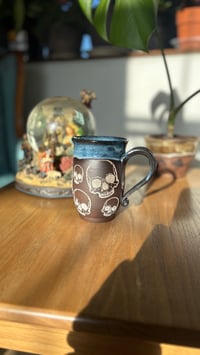 Image 9 of Skull mug 11