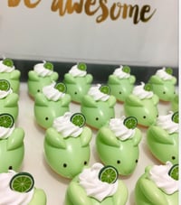 Image 2 of Manjūsagi: KEY LIME PIE