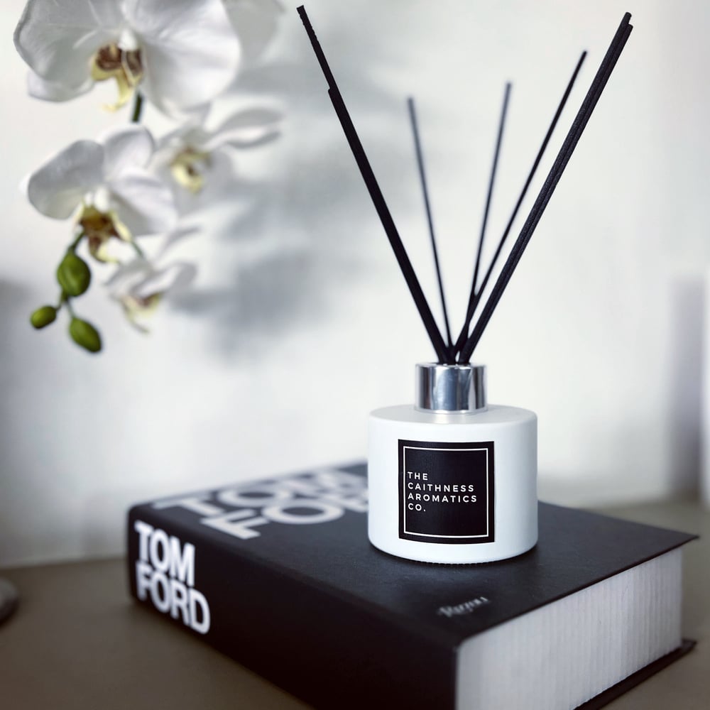 Image of Luxury Reed Diffuser