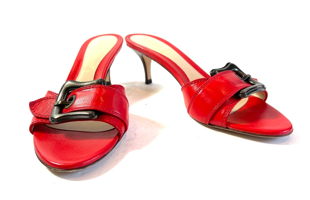 Image of Fendi Size 37.5 Slides 1116-1