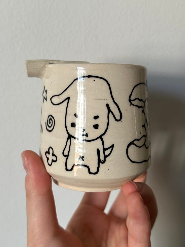 Image of Girl Ash Cup (black)