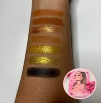 Image 5 of Pop star eyeshadow palette ⭐️
