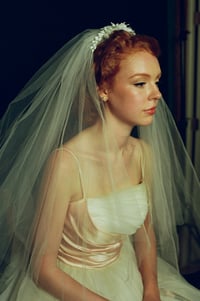 Image 8 of 1950s Wax Flower Veil 