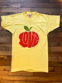 80s Love apple -Medium
