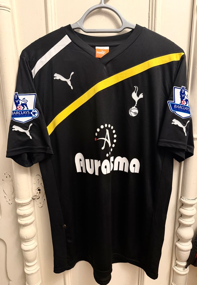 Image of Tottenham Hotspur “MODRIĆ 14” 2011/12 Third Shirt + PL patches 