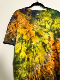 Image 4 of LARGE - JACK-O-LANTERN TEE