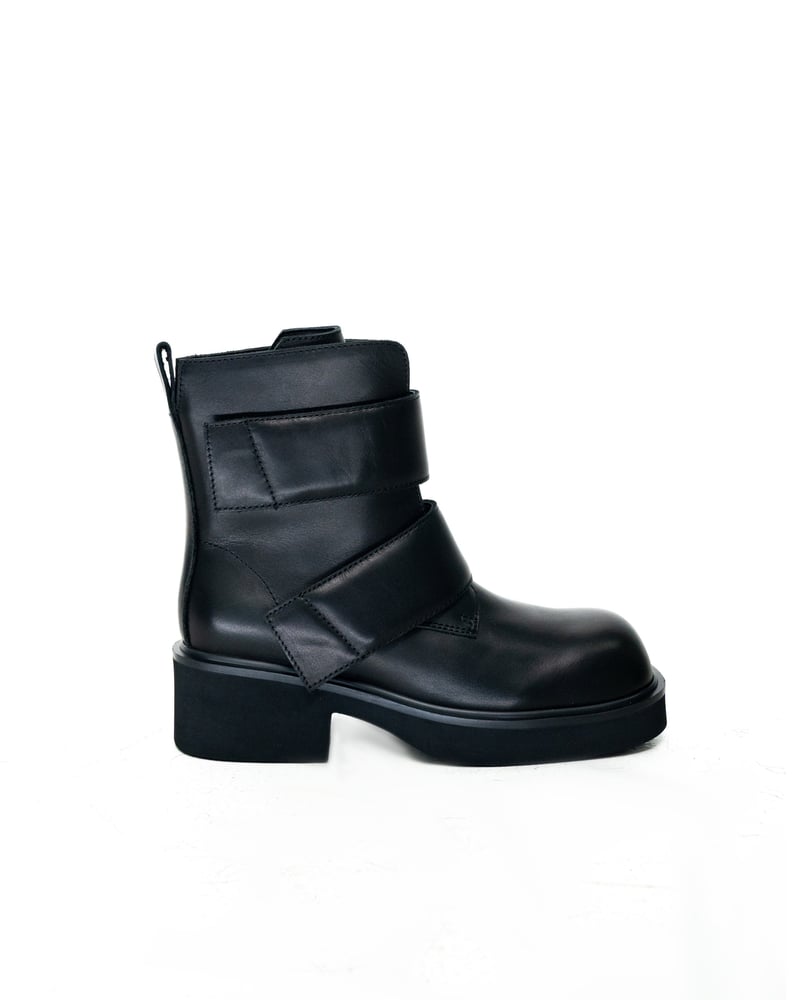 SHERMIE VELCRO BOOTS