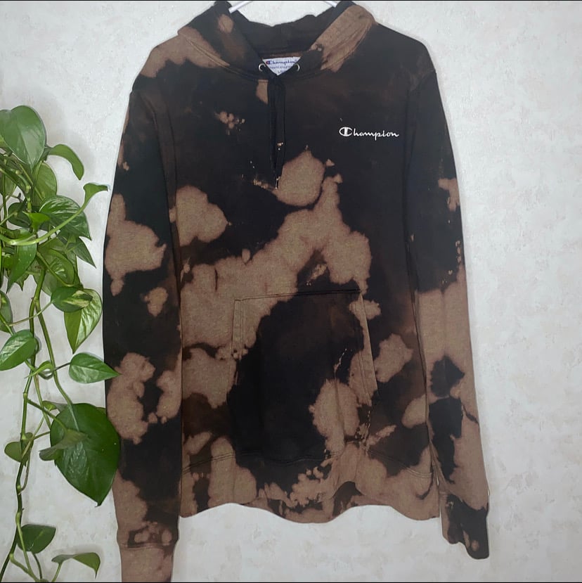 Bleach dye best sale champion hoodie