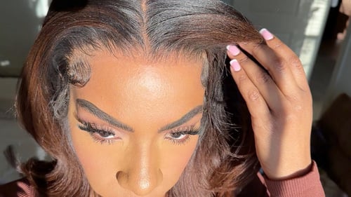 Image of 20 inch YAKI CHOCOLATE BROWN OMBRE 13x6 lace front wig 