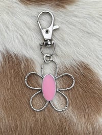 Queen Conch Flower Purse Pendant