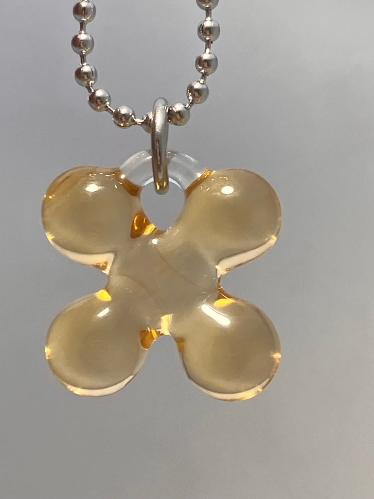 Image of light yellow clover