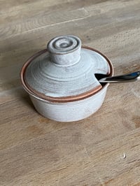 Image 5 of Seasoning lidded pot with spoon hole