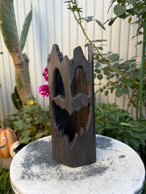 Image of Scary Face stump