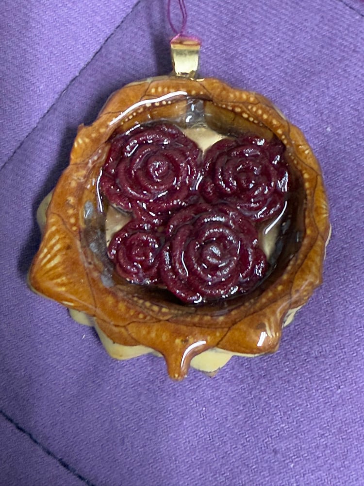 Image of Red Roses Pinecone Charm | PNW Handcrafted Jewelry | #127