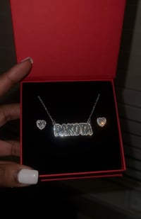 Con Amor Diamond Nameplate Set