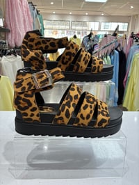 Laurie Leopard Print Sandels 