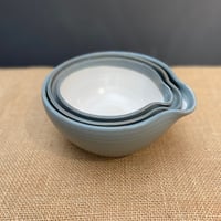 Image 1 of Set Of Pouring Bowls - white/grey