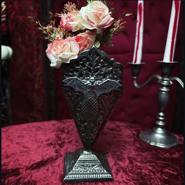 Image of Vintage Art Nouveau Fan Vase