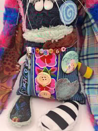 Image 2 of "Tufte" scrap-bunny with pin
