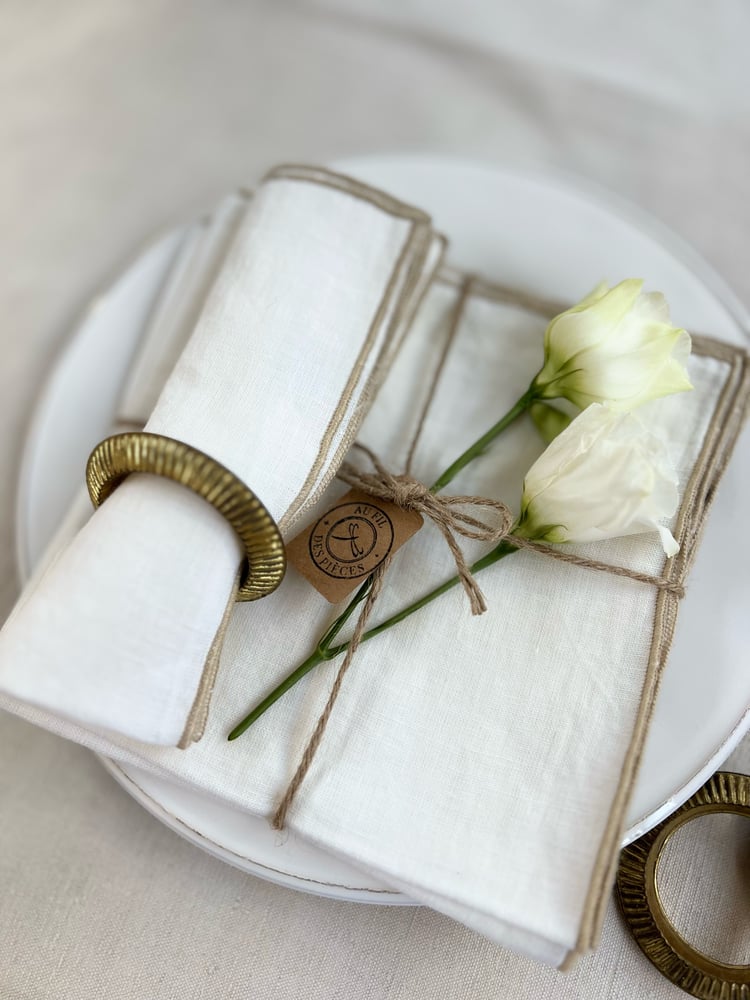 Image of Jeu de 6 serviettes de table  en Lin blanc surpiqués