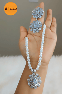 Image 2 of Saara_American Diamond Pearl Set 