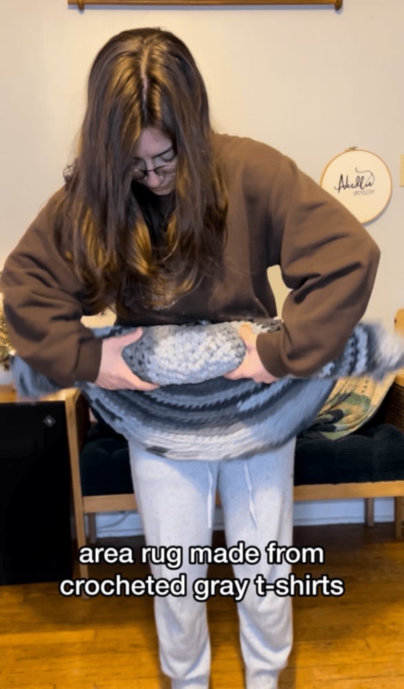 “Grayscale” Circular Crocheted Area Rug, 2’