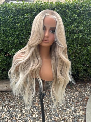 Image of Niah free part (pre order) 