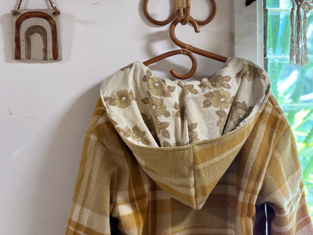 Image of Alaska Adult Coat size Large