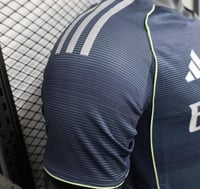 Image 4 of Real Madrid 25/26 Away