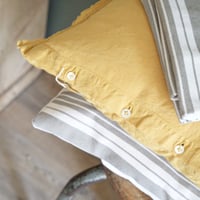 Image 2 of Housses De Coussin en linge ancien