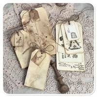 Image 3 of Small Grubby Luggage tags size 5.5 cm x 10.5 cm set of 10