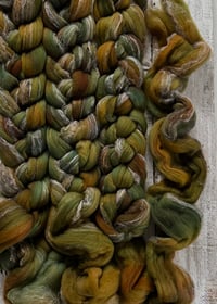 Image 1 of Sweet Grass, on Spindelicious Tweed: 89% Shaniko Wool/6% Acrylic/5% Rayon