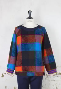 Image 3 of  Pull écossais Bleu