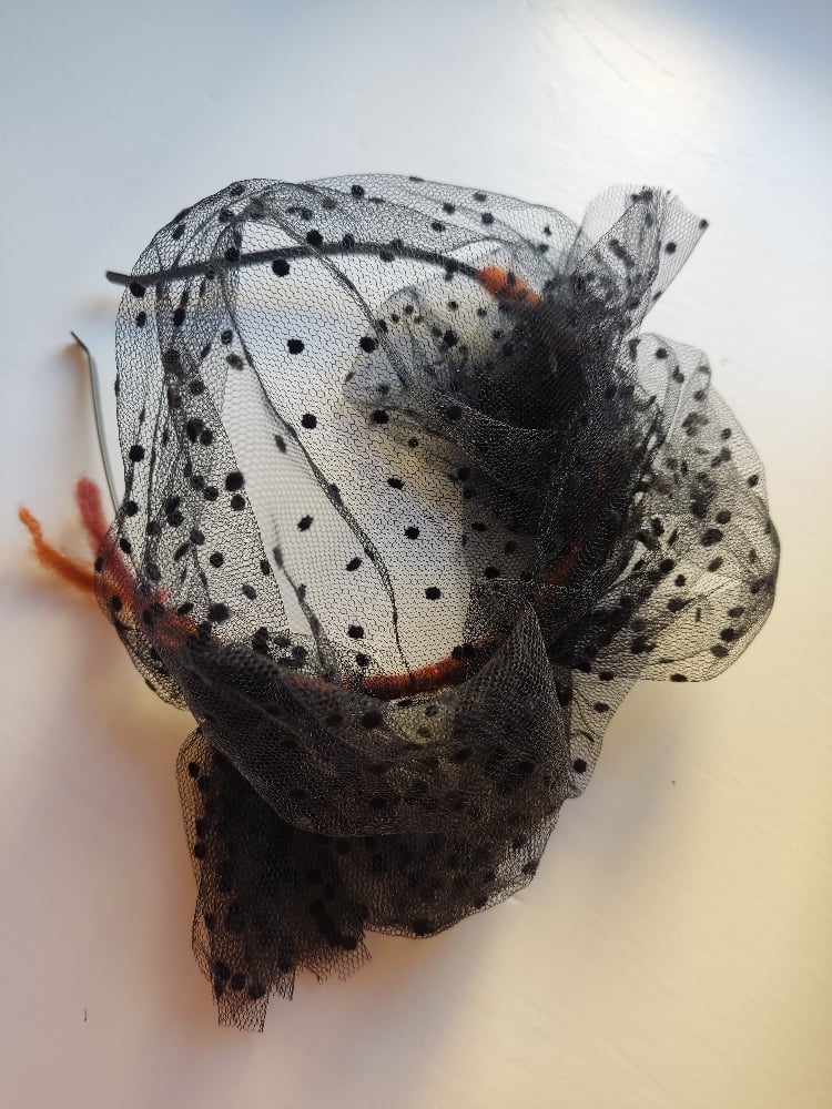 Image of Cerchietto tulle nero pois Halloween 