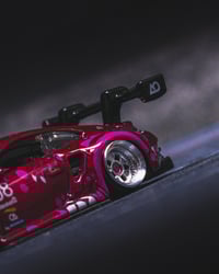 Image 7 of ROXY PORCHE 911 GT3 CUSTOM 