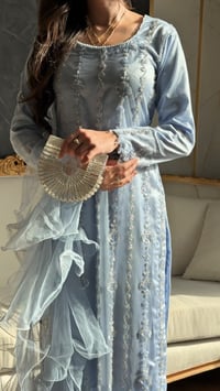 Image 3 of SILLA-blue
