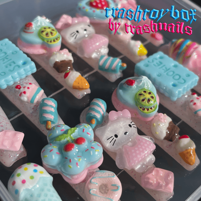 "HK Bakery" 🧁 Medium