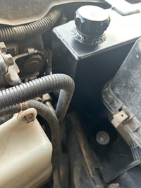 Image 5 of 03-07 LX470/Land Cruiser 100 Series Washer Fluid Tank