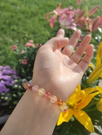 Image 5 of 红黄胶花水晶手串 hematoid quartz bracelet 